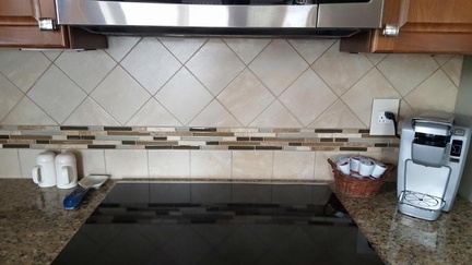 1 b87dcd72e5851af073375f41e5c7f573